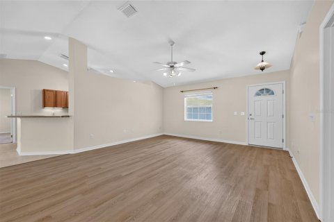 Villa ou maison à vendre à Summerfield, Floride: 2 chambres, 151.9 m2 № 2258697 - photo 11