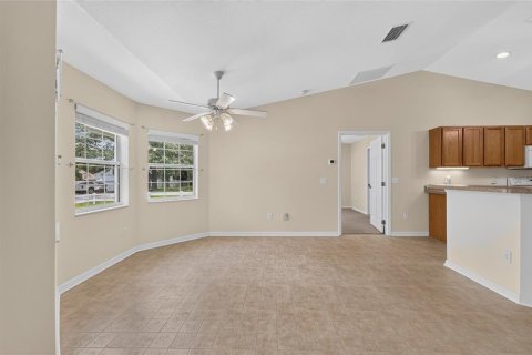 Villa ou maison à vendre à Summerfield, Floride: 2 chambres, 151.9 m2 № 2258697 - photo 14