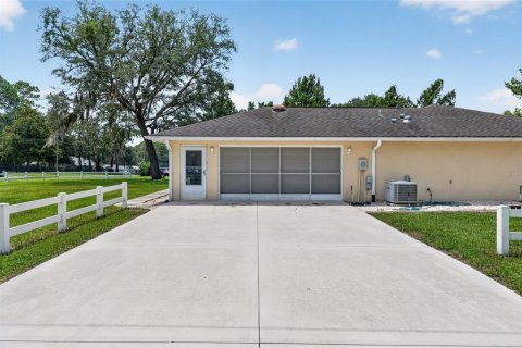 Villa ou maison à vendre à Summerfield, Floride: 2 chambres, 151.9 m2 № 2258697 - photo 4