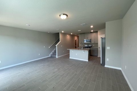 Townhouse in Davenport, Florida 3 bedrooms, 137.96 sq.m. № 2202517 - photo 7