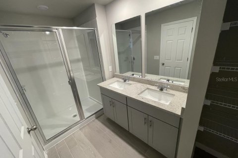 Townhouse in Davenport, Florida 3 bedrooms, 137.96 sq.m. № 2202517 - photo 19
