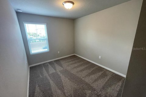 Townhouse in Davenport, Florida 3 bedrooms, 137.96 sq.m. № 2202517 - photo 15