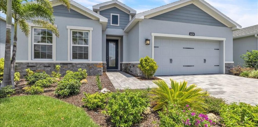 Villa ou maison à Port Charlotte, Floride 3 chambres, 169.36 m2 № 2218820