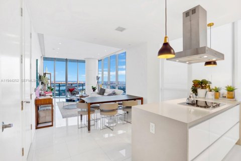 Снять в аренду кондоминиум в Майами, Флорида 3 спальни, 195.65м2, № 2000638 - фото 14
