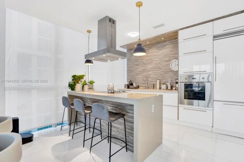 Снять в аренду кондоминиум в Майами, Флорида 3 спальни, 195.65м2, № 2000638 - фото 12