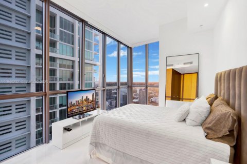 Снять в аренду кондоминиум в Майами, Флорида 3 спальни, 195.65м2, № 2000638 - фото 18