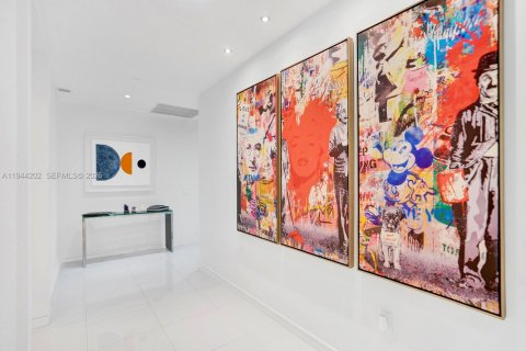 Снять в аренду кондоминиум в Майами, Флорида 3 спальни, 195.65м2, № 2000638 - фото 17