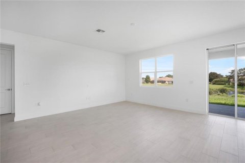 House in Weeki Wachee, Florida 4 bedrooms, 193.33 sq.m. № 2428843 - photo 24
