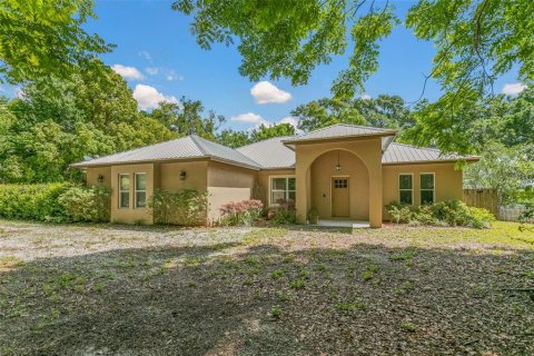 House in Crescent City, Florida 3 bedrooms, 174.38 sq.m. № 1624593 - photo 5