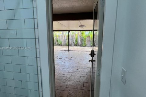 Casa en alquiler en Homestead, Florida, 3 dormitorios, 144.37 m2 № 2028156 - foto 15