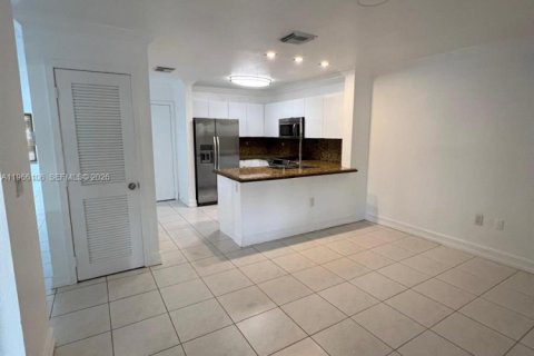 Casa en alquiler en Homestead, Florida, 3 dormitorios, 144.37 m2 № 2028156 - foto 7