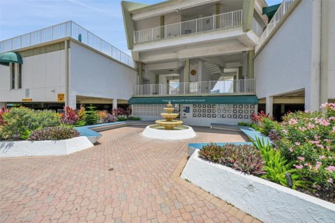 Снять в аренду кондоминиум в Помпано-Бич, Флорида 1 спальня, 66.98м2, № 1965005 - фото 20