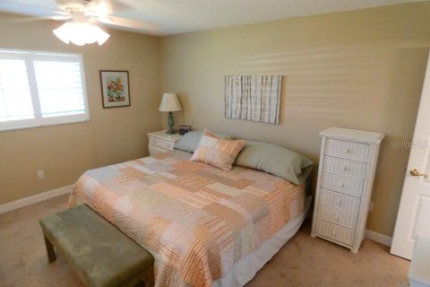 Condo in Zephyrhills, Florida, 2 bedrooms  № 1514310 - photo 19