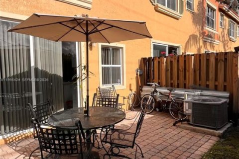 Copropriété à vendre à Dania Beach, Floride: 3 chambres, 128.39 m2 № 2064264 - photo 17