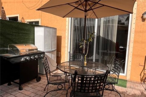 Copropriété à vendre à Dania Beach, Floride: 3 chambres, 128.39 m2 № 2064264 - photo 16