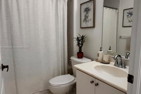 Copropriété à vendre à Dania Beach, Floride: 3 chambres, 128.39 m2 № 2064264 - photo 13