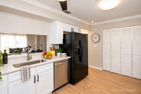 Condo in Tampa, Florida, 2 bedrooms  № 2437210 - photo 14