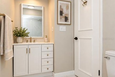 Condo in Tampa, Florida, 2 bedrooms  № 2437210 - photo 22