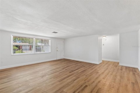 Villa ou maison à vendre à Port Richey, Floride: 3 chambres, 126.53 m2 № 2149842 - photo 6