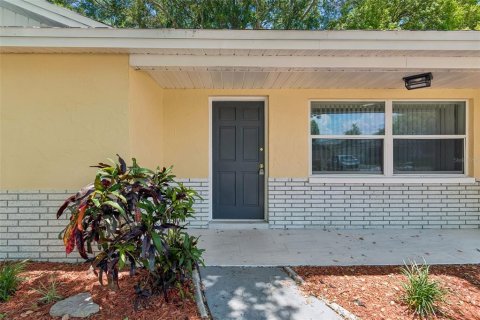 Villa ou maison à vendre à Port Richey, Floride: 3 chambres, 126.53 m2 № 2149842 - photo 2