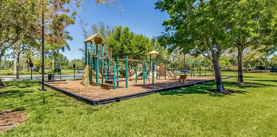 Villa ou maison à Wellington, Floride 5 chambres, 388.05 m2 № 1207915
