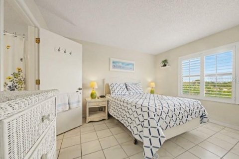 Condo in Ormond Beach, Florida, 2 bedrooms  № 2202911 - photo 19