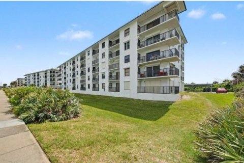 Condo in Ormond Beach, Florida, 2 bedrooms  № 2202911 - photo 28