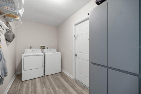 Villa ou maison à vendre à Ocala, Floride: 3 chambres, 161.65 m2 № 1807223 - photo 17