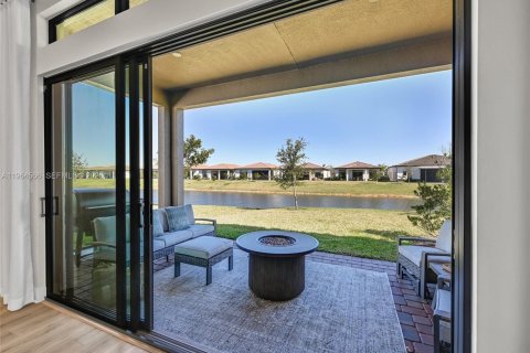 Купить виллу или дом в Паркленд, Флорида 3 спальни, 201.97м2, № 2026309 - фото 19