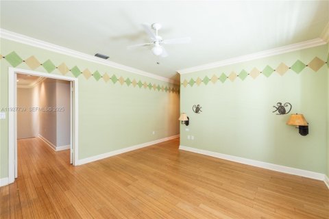 Touwnhouse à vendre à Coral Gables, Floride: 3 chambres, 186.73 m2 № 1988018 - photo 13