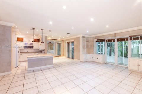 Touwnhouse à vendre à Coral Gables, Floride: 3 chambres, 186.73 m2 № 1988018 - photo 5
