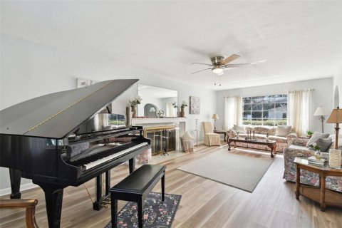 Купить виллу или дом в Ривервью, Флорида 3 комнаты, 221.66м2, № 1533572 - фото 6