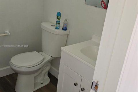 Copropriété à vendre à Sunrise, Floride: 1 chambre, 79.9 m2 № 1977946 - photo 10