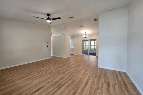 Villa ou maison à vendre à Ocala, Floride: 2 chambres, 103.96 m2 № 2205306 - photo 5