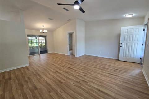 Villa ou maison à vendre à Ocala, Floride: 2 chambres, 103.96 m2 № 2205306 - photo 7