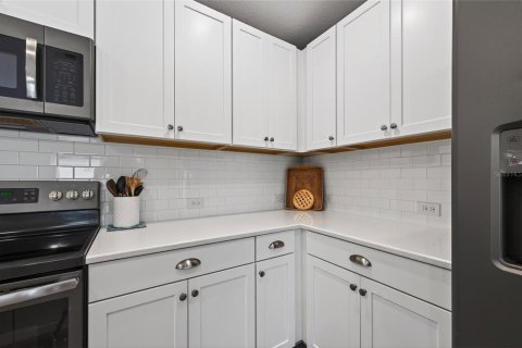 Villa ou maison à vendre à Venice, Floride: 2 chambres, 116.59 m2 № 2095412 - photo 28