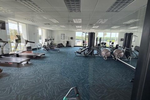 Купить кондоминиум в Санни-Айлс-Бич, Флорида 55.56м2, № 1970982 - фото 20