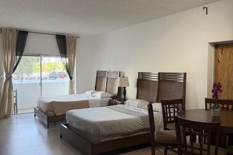 Купить кондоминиум в Санни-Айлс-Бич, Флорида 55.56м2, № 1970982 - фото 5