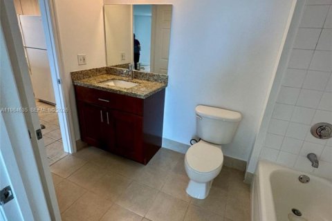 Снять в аренду кондоминиум в Майами, Флорида 1 спальня, 73.02м2, № 2045750 - фото 4