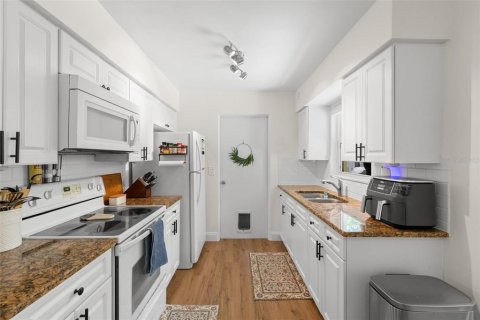 Купить виллу или дом в Семинол, Флорида 3 комнаты, 81.29м2, № 1824656 - фото 8