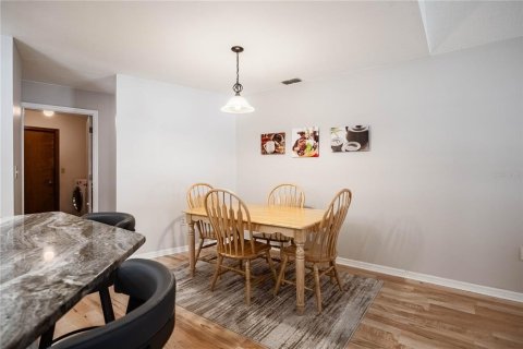 Casa en venta en Lakeland, Florida, 4 dormitorios, 211.45 m2 № 2200760 - foto 14