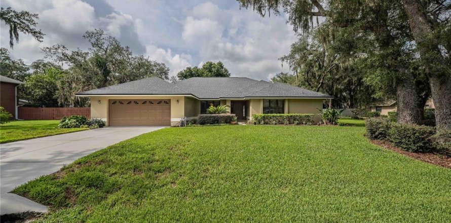 Casa en Lakeland, Florida 4 dormitorios, 211.45 m2 № 2200760