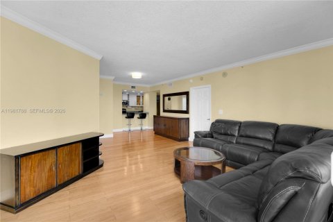 Купить кондоминиум в Майами, Флорида 3 спальни, 121.24м2, № 2049502 - фото 6