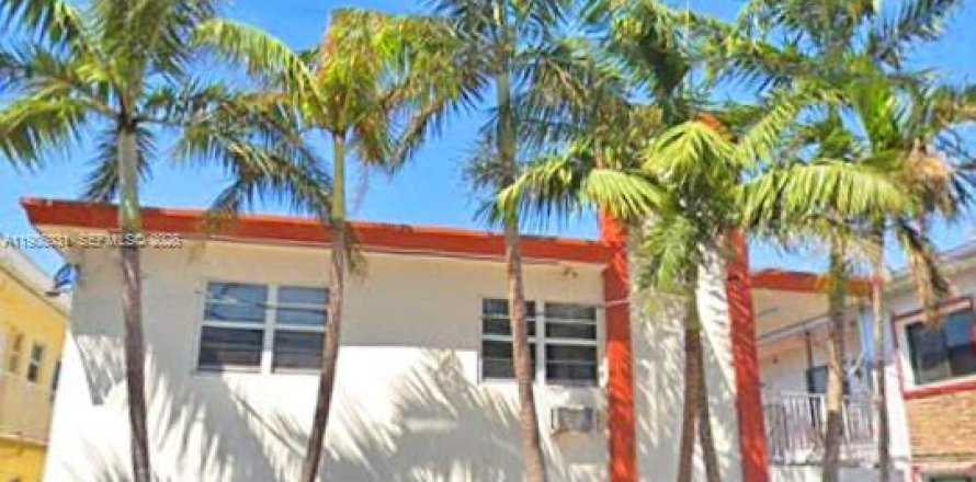 Condo à Miami Beach, Floride, 1 chambre  № 2048851