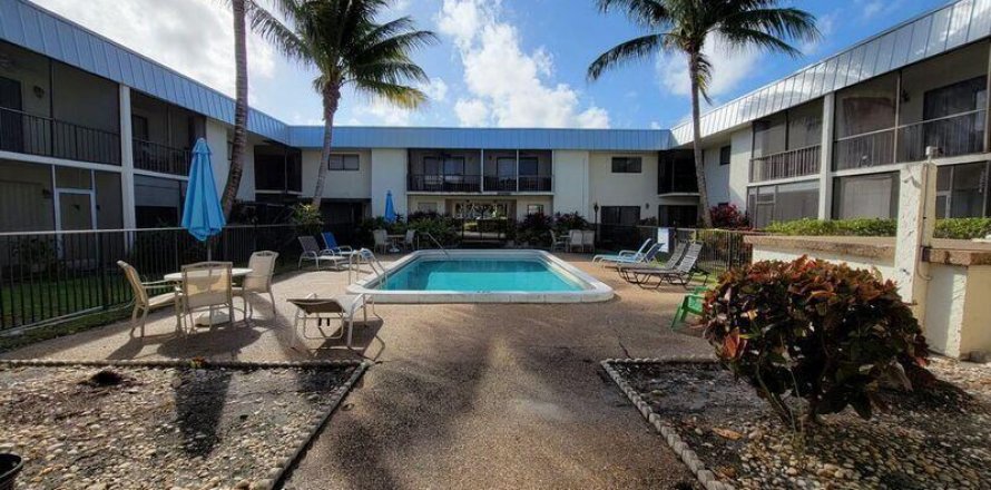 Condominio en Boca Raton, Florida, 1 dormitorio № 1228765