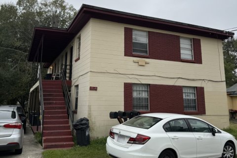 Immobilier commercial à vendre à Jacksonville, Floride: 8 chambres, 251.21 m2 № 838897 - photo 1