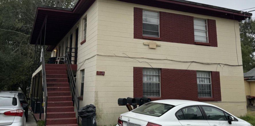 Immobilier commercial à Jacksonville, Floride 8 chambres, 251.21 m2 № 838897