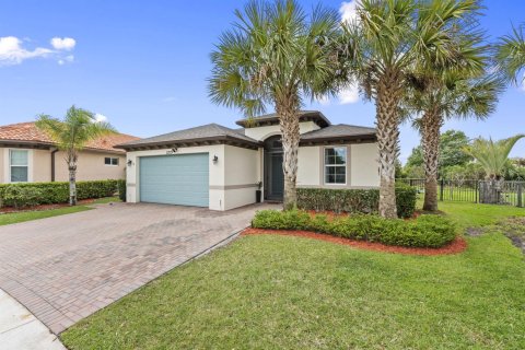 Casa en venta en Port St. Lucie, Florida, 3 dormitorios, 189.43 m2 № 2078287 - foto 3