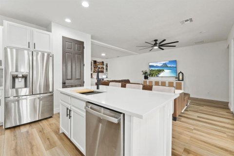 Casa en venta en Port St. Lucie, Florida, 3 dormitorios, 189.43 m2 № 2078287 - foto 8