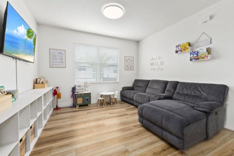 Casa en venta en Port St. Lucie, Florida, 3 dormitorios, 189.43 m2 № 2078287 - foto 12